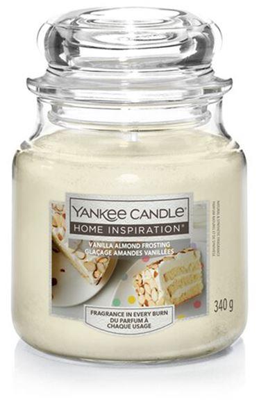 YANKEE CANDLE Yankee Candle Home Inspiration fragranza Vanilla Almond Frosting (crema alla vaniglia e mandrola) candela media